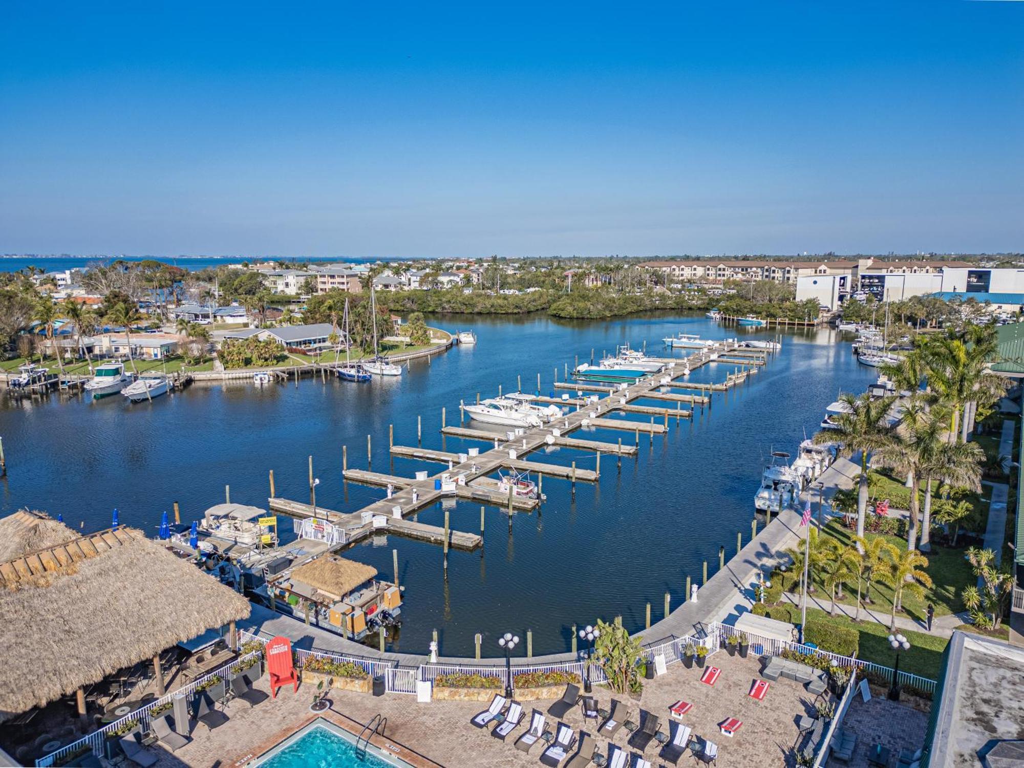 Aparthotel Bay Breeze à South Bradenton Extérieur photo